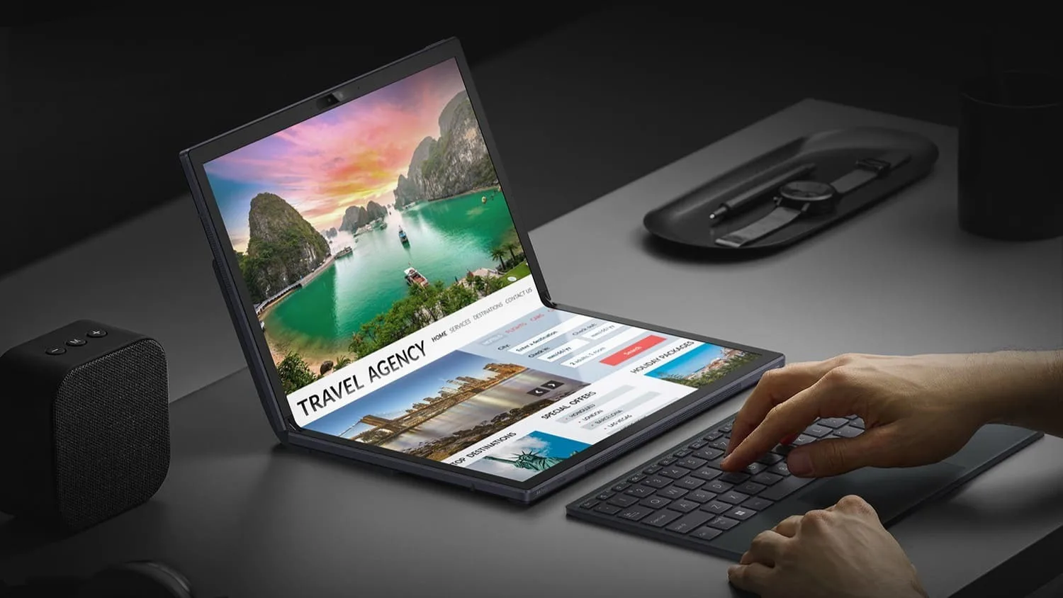 Samsung's Galaxy Book Fold 17